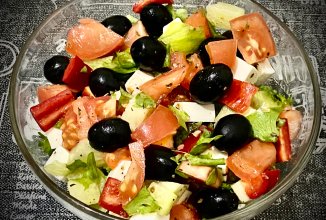 Греческий салат 🥗 с сыром тофу