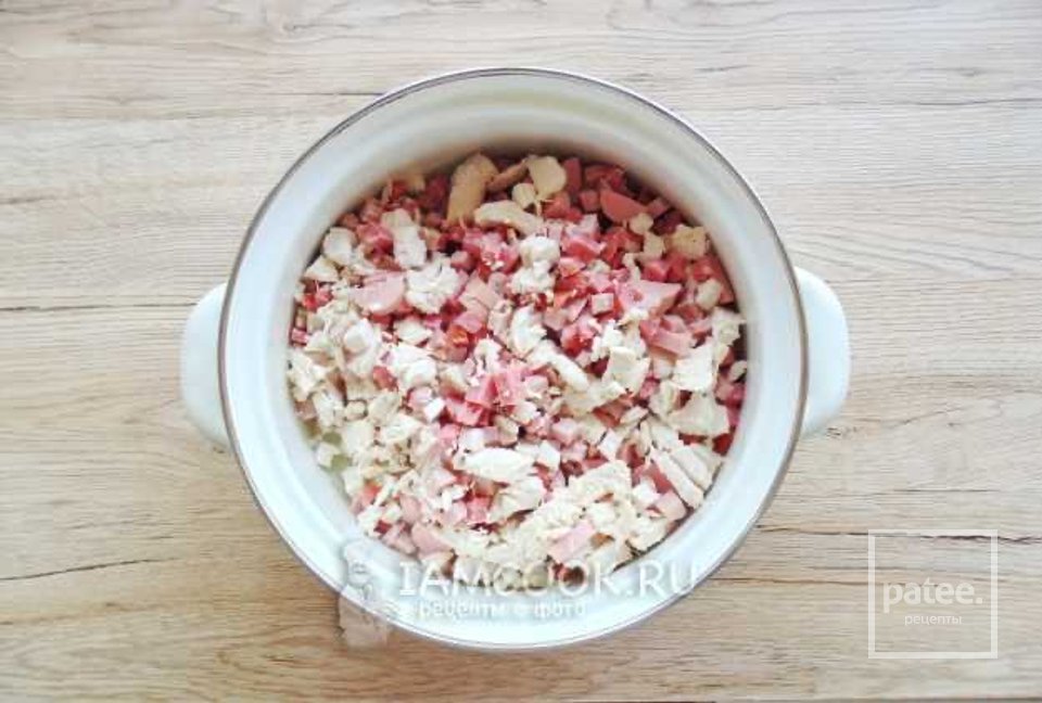 Солянка сборная мясная с капустой и картошкой 🍲 - Шаг 9