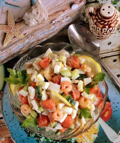 Морской салат с красной рыбой, кальмарами и креветками 🥗 - Шаг 7