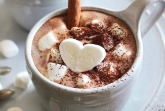 Горячий шоколад с маршмеллоу.