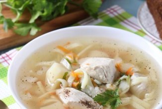 Куриный суп с яичной лапшой 🍲