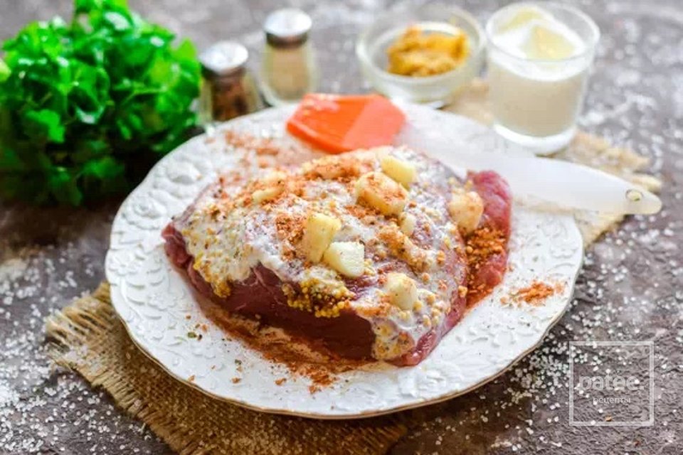 Классический рецепт мягкой и сочной говядины в духовке 🥩 - Шаг 6