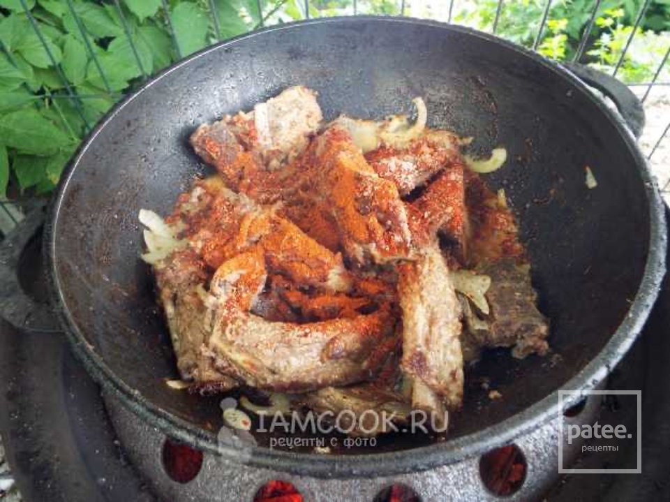 Свиные ребрышки в казане на костре 🍖 - Шаг 8