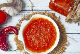 Кабачковая аджика на зиму «Пальчики оближешь» 🫙