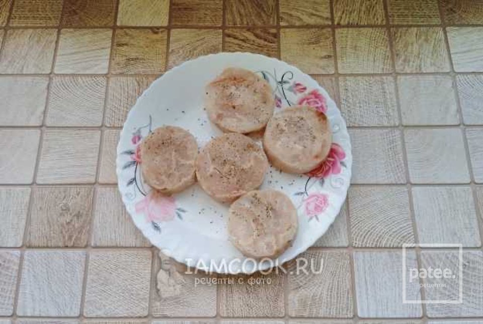 Медальоны из хека на сковороде 👍🏼 - Шаг 2