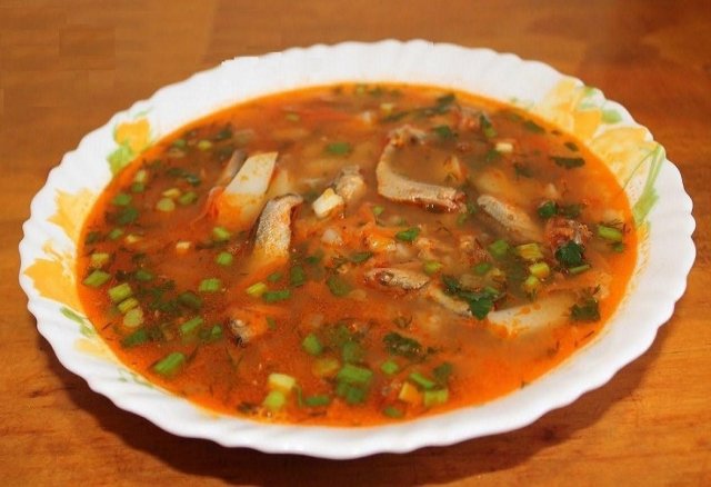 Суп с консервной сайрой
