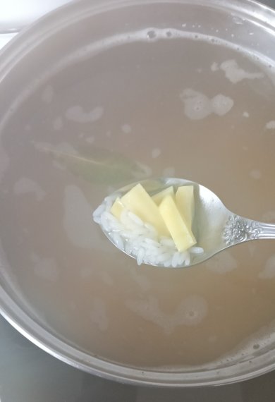 Суп с консервной сайрой - Шаг 3