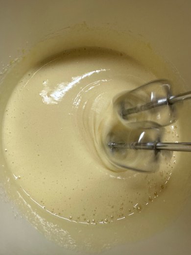 Орешки с вареной сгущёнкой - Шаг 1