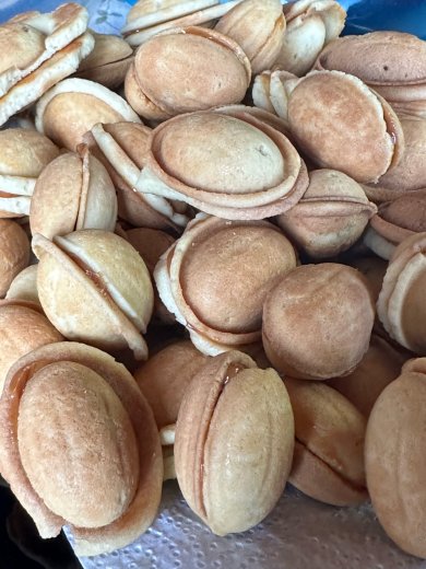 Орешки с вареной сгущёнкой - Шаг 5