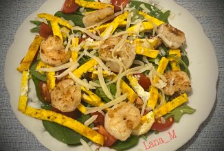 Салат с креветками