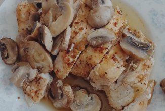 Грудка куриная с грибами