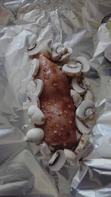 Грудка куриная с грибами - Шаг 3