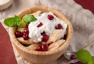 Ленивые вареники с вишней