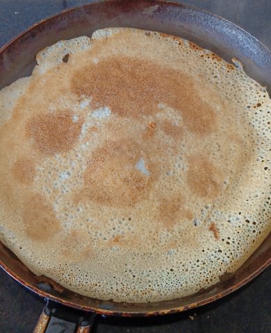 Кружевные блинчики на молоке - Шаг 5