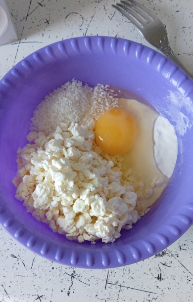 Творожно-кокосовые оладьи - Шаг 2