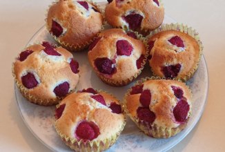 Маффины с малиной