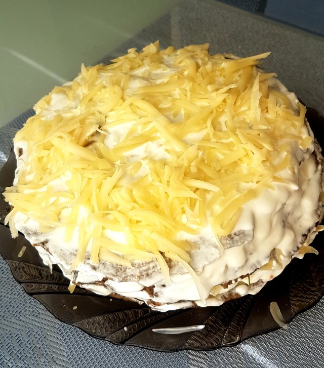 Печеночный пирог в микроволновке с сыром