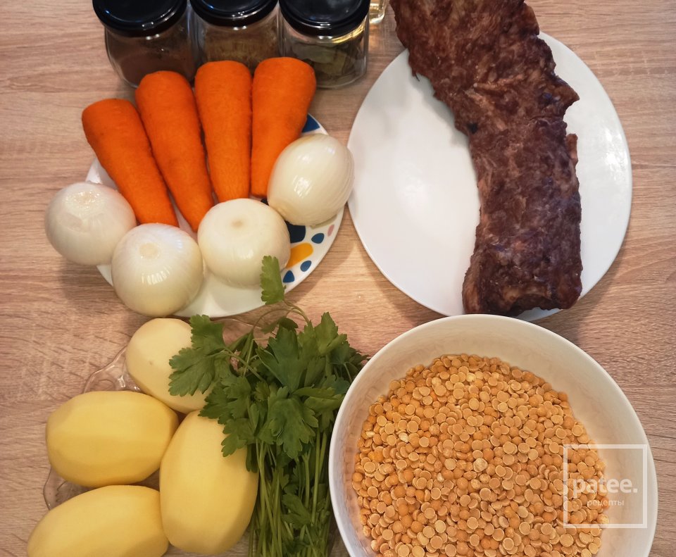 Гороховый суп с копчёностями - Шаг 1