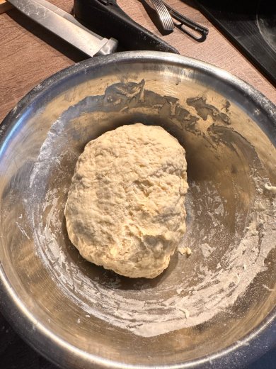 Лепешки на кефире с начинкой - Шаг 1