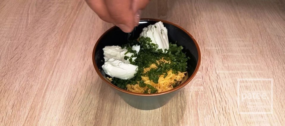 Омлет с ветчиной и  сыром - Шаг 11