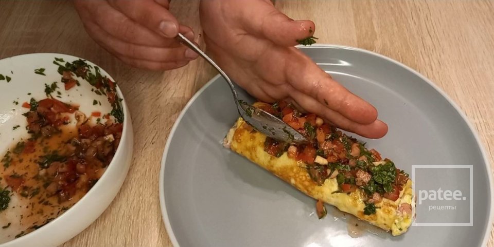 Омлет с ветчиной и  сыром - Шаг 25