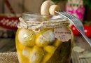 Шампиньоны маринованные