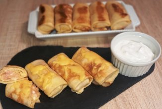 Блинчики с ветчиной и сыром