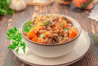 Гречка с тыквой и грибами