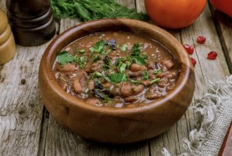 Лобио с орехами