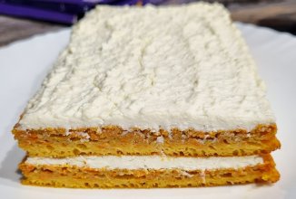 Низкоуглеводный морковный торт