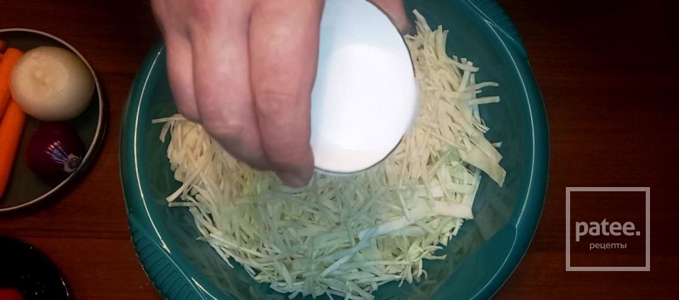 Салат из капусты и болгарского перца - Шаг 3