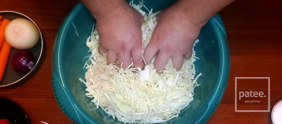 Салат из капусты и болгарского перца - Шаг 4