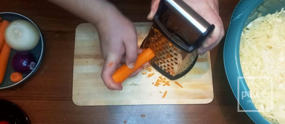 Салат из капусты и болгарского перца - Шаг 5