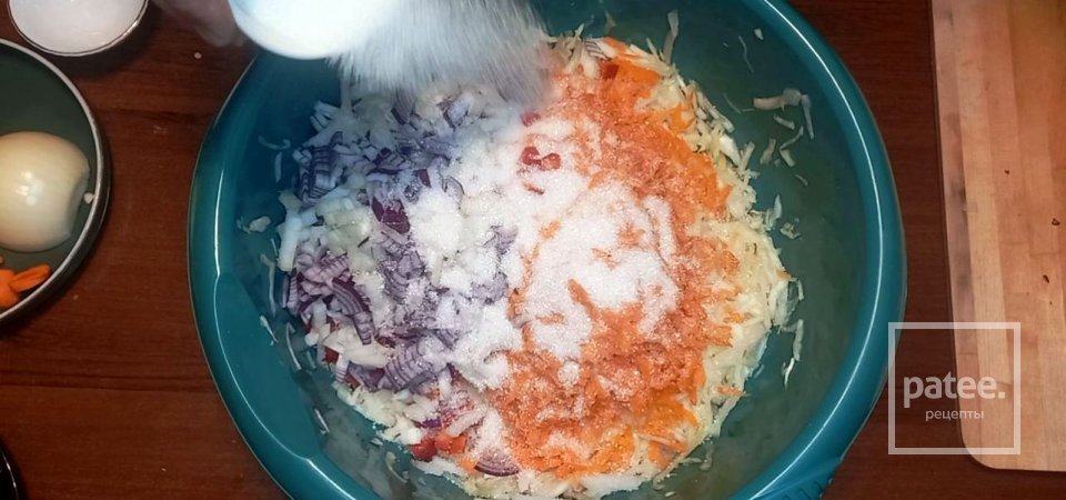 Салат из капусты и болгарского перца - Шаг 12