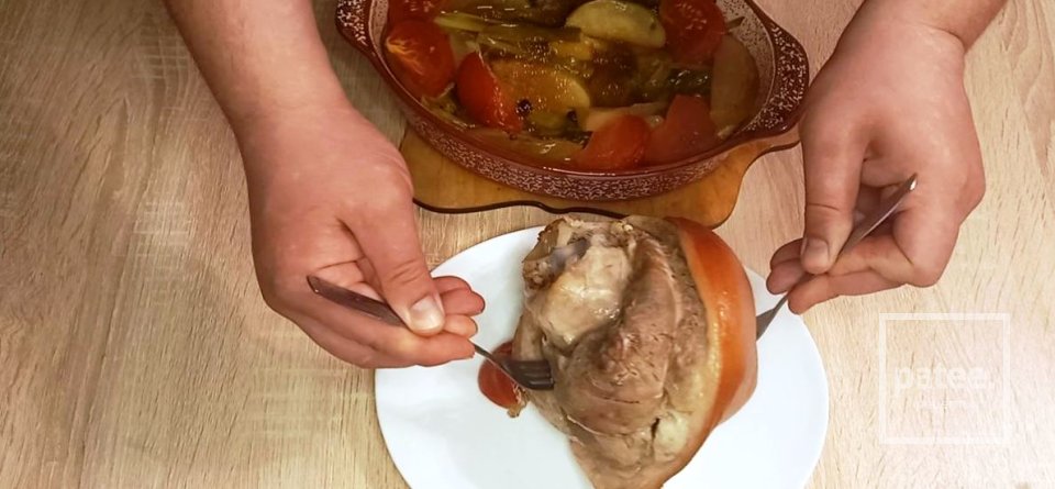 Свиная рулька в пиве - Шаг 24