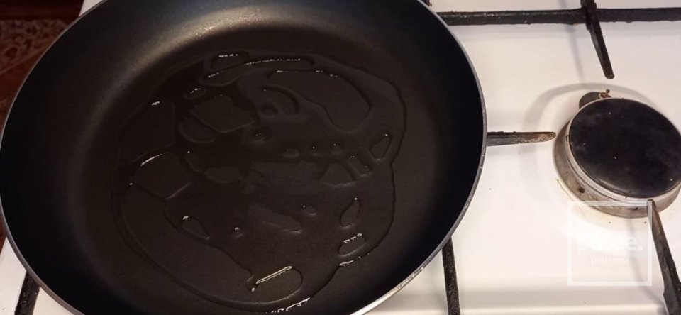 Шампиньоны, фаршированные крабовыми палочками - Шаг 7