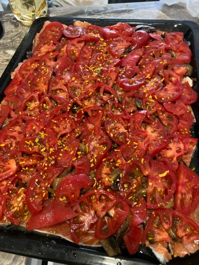 Лосось с грибами,помидорами и сыром запеченый в духовке. - Шаг 4