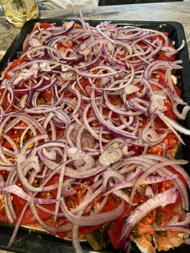 Лосось с грибами,помидорами и сыром запеченый в духовке. - Шаг 5