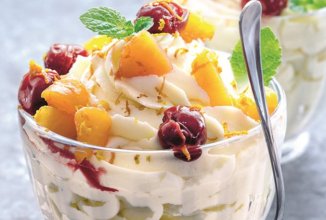 Десерт из консервированных фруктов