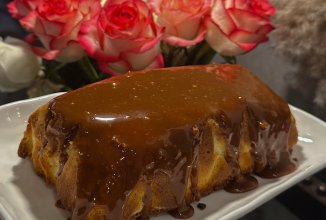 Шарлотка с карамелью без сахара