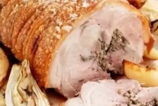 Буженина с яблоками и морковью