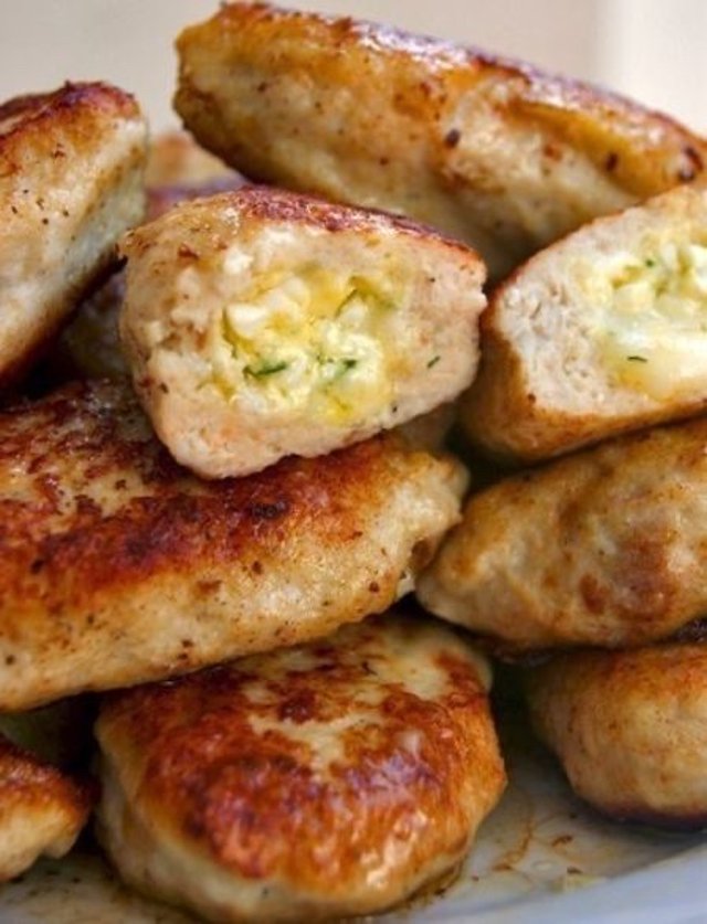 Котлеты с очень вкусной начинкой 👍🏼