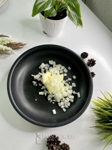 Азербайджанский суп «Хамраши» из лапши, фасоли и фрикаделек 🍲 - Шаг 4