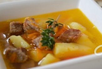 Картофельный суп с жареным мясом 🍲