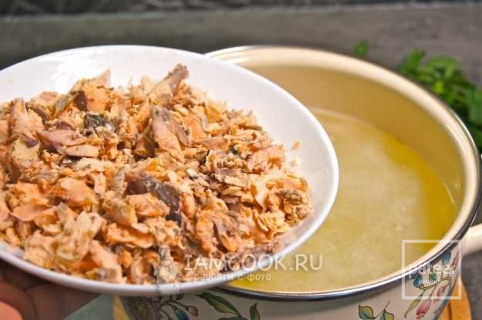 Сырный суп с рыбой 🍲 - Шаг 7