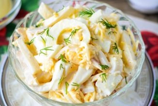 Салат с кальмарами, сыром и чесноком🥗