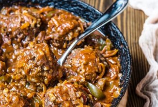 Тефтели с рисом в томатном соусе 👍🏼