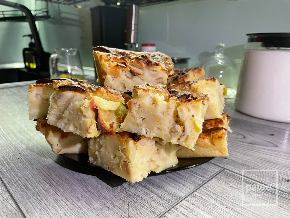 Яблочный пирог на творожном тесте - Шаг 14