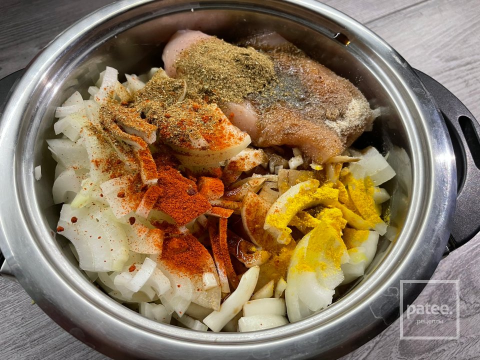 Куриное филе под "шубой" из овощей и сыра - Шаг 4