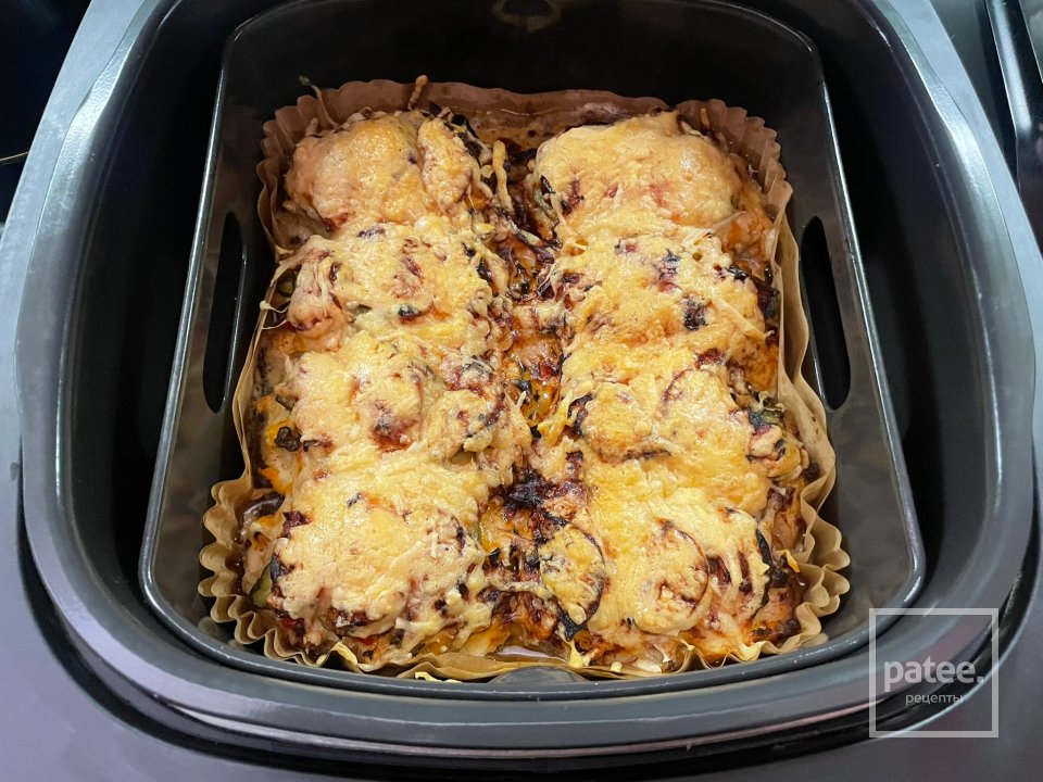 Куриное филе под "шубой" из овощей и сыра - Шаг 16